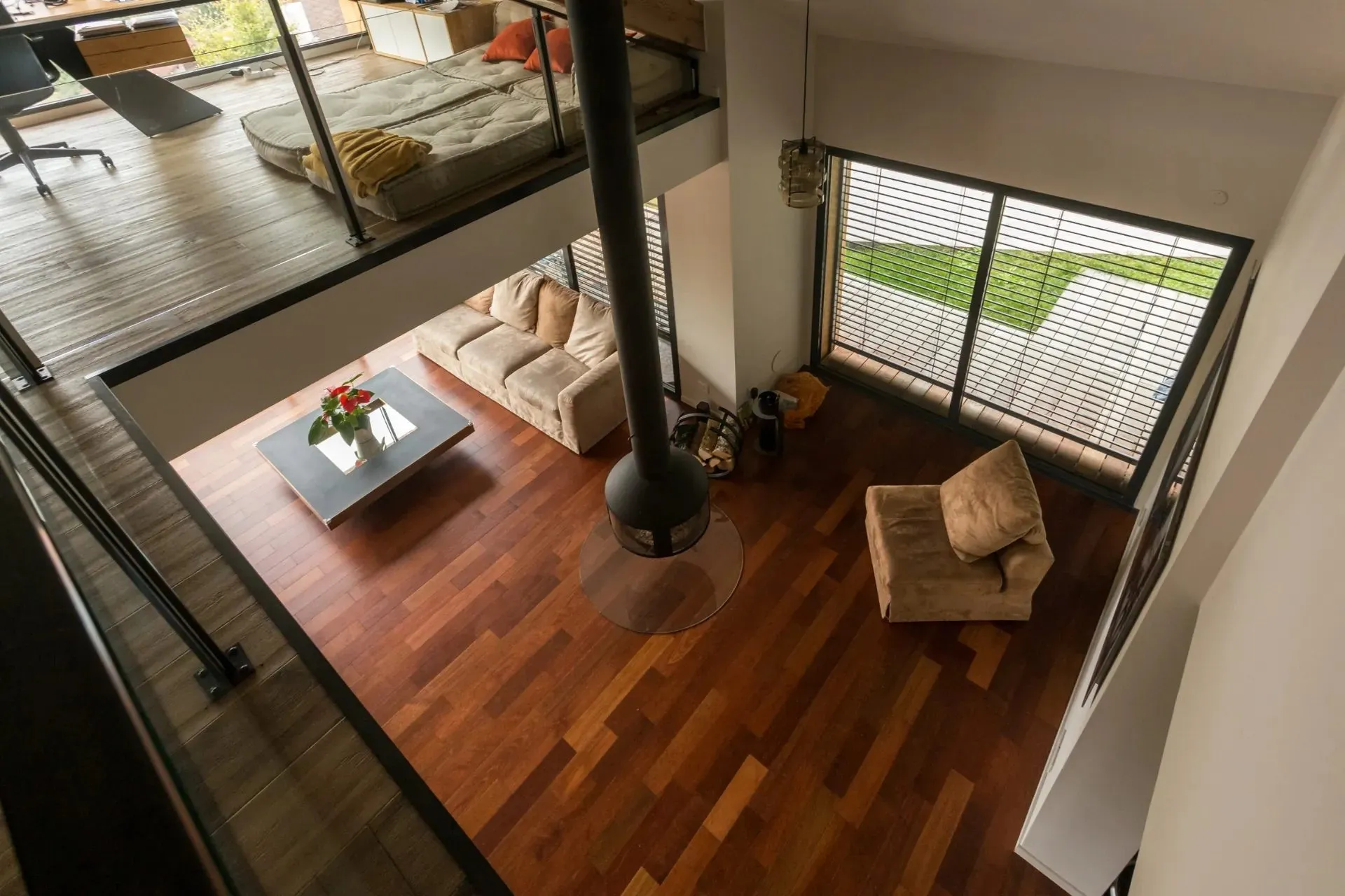 Chalet modernisé, rénovation lourde, vue 4 — Les 3 d'un coup