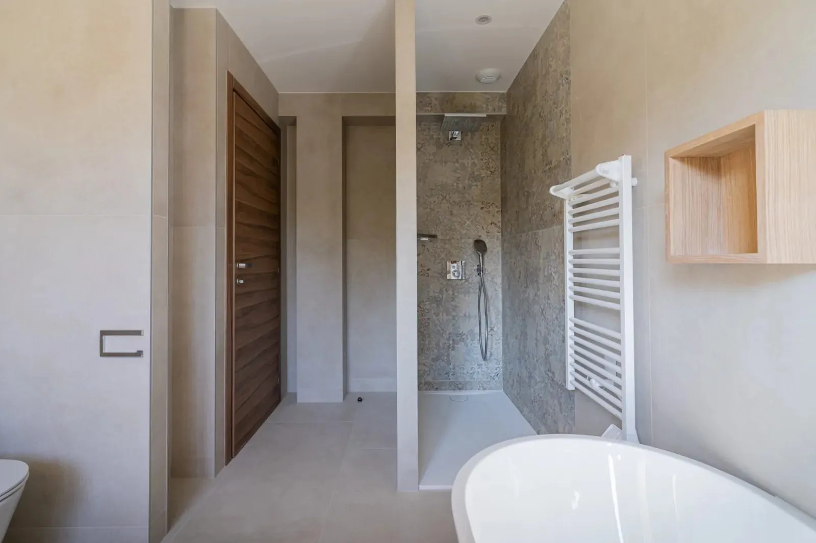 Rénovation complète d'une villa, vue 6 — Entre Lac et Mémoire