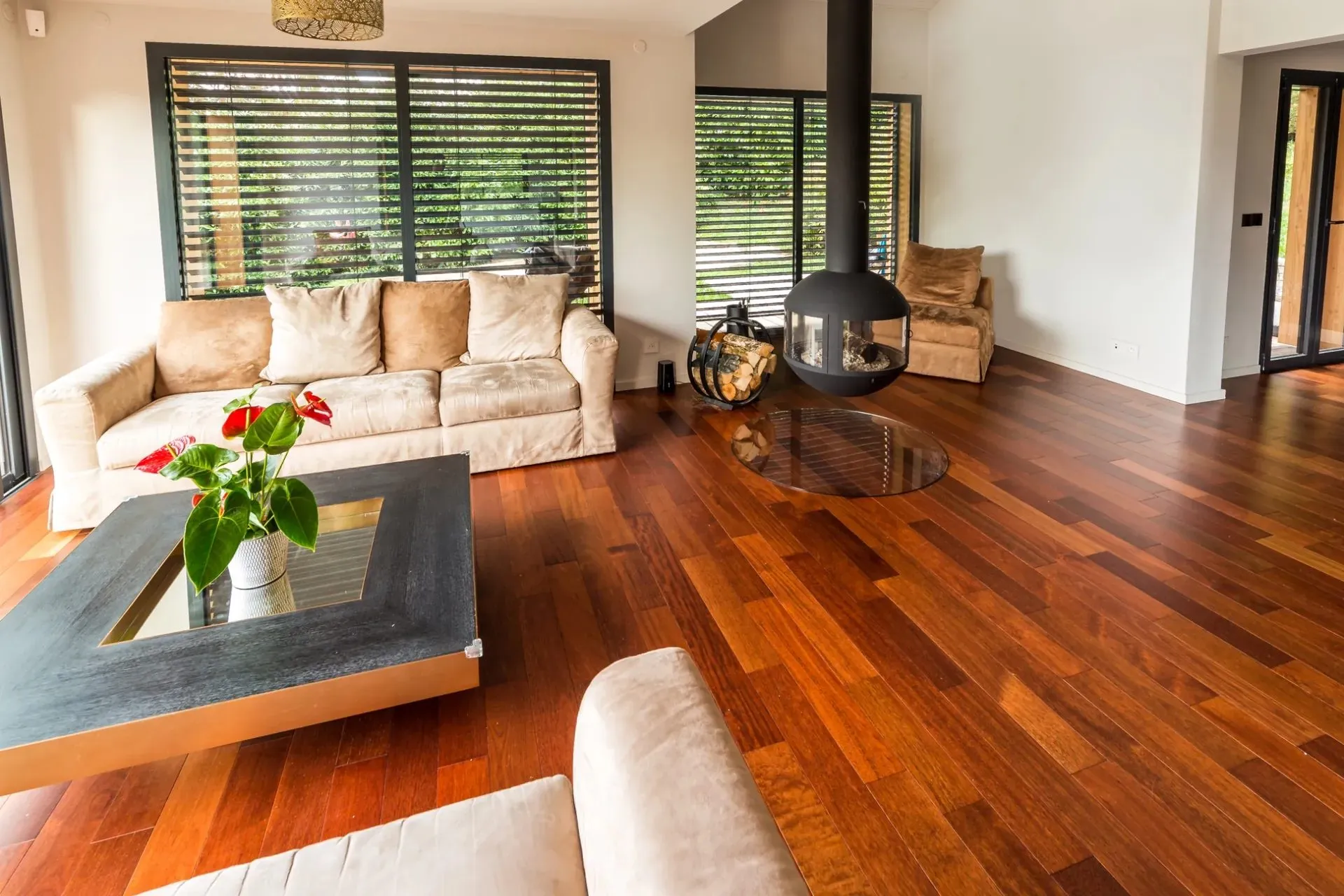 Chalet modernisé, rénovation lourde, vue 11 — Les 3 d'un coup