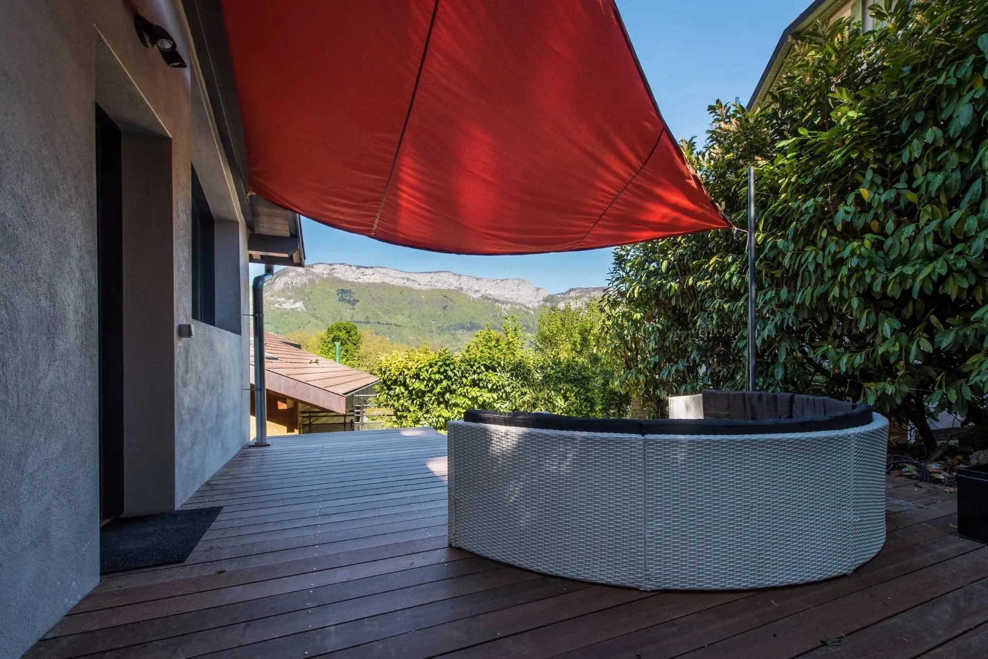 Maison sur rocher, vue 4 — Songe d'un soir