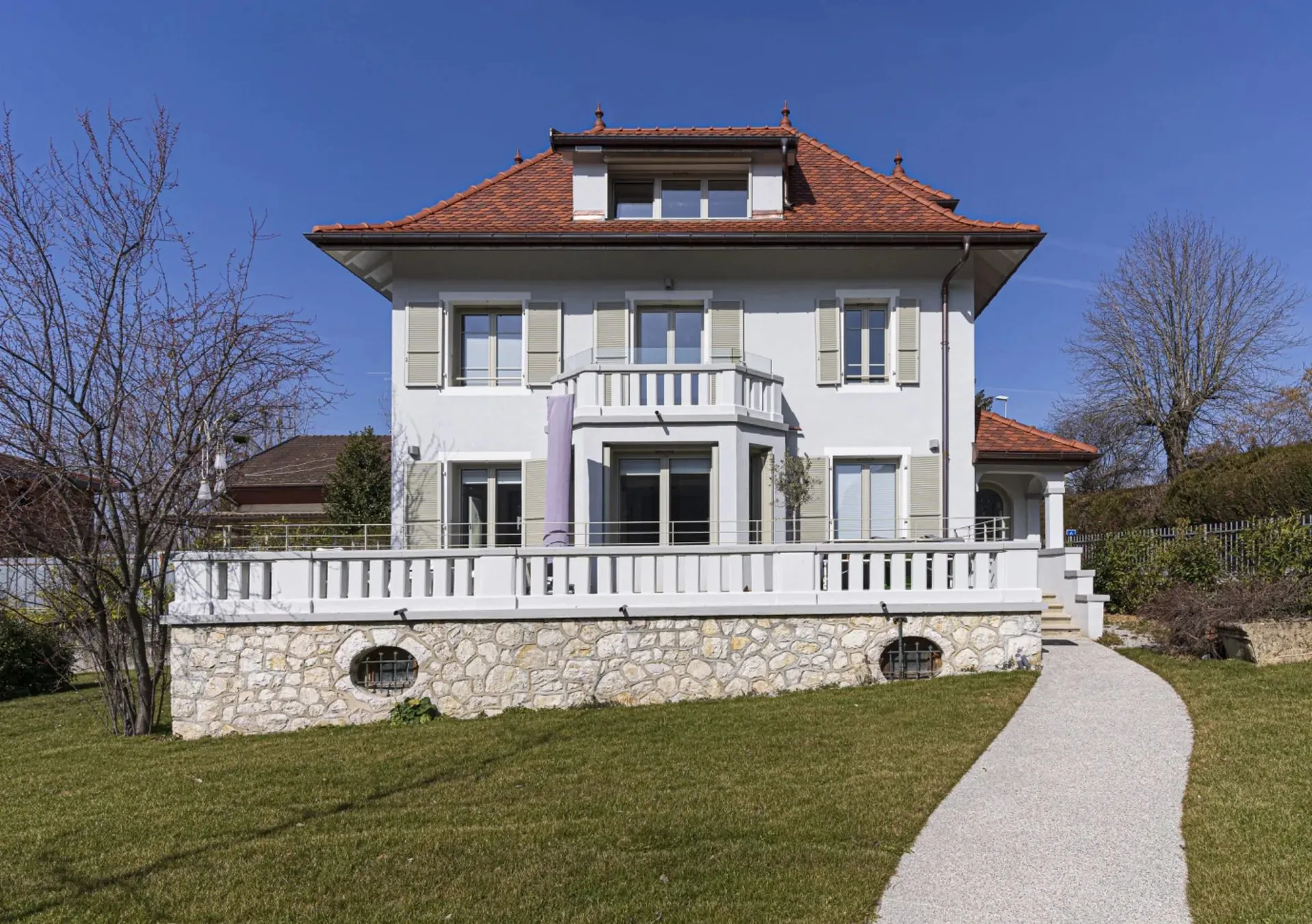 Rénovation d'une maison, vue 2 — Rêverie Radieuse