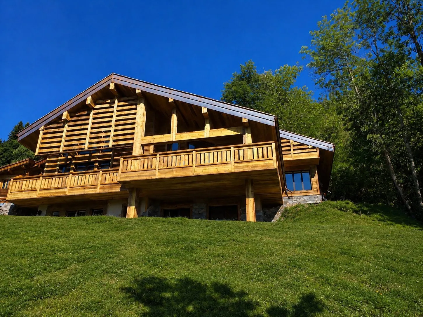 Chalet bois neuf, vue 3 — Là-haut sur la montagne