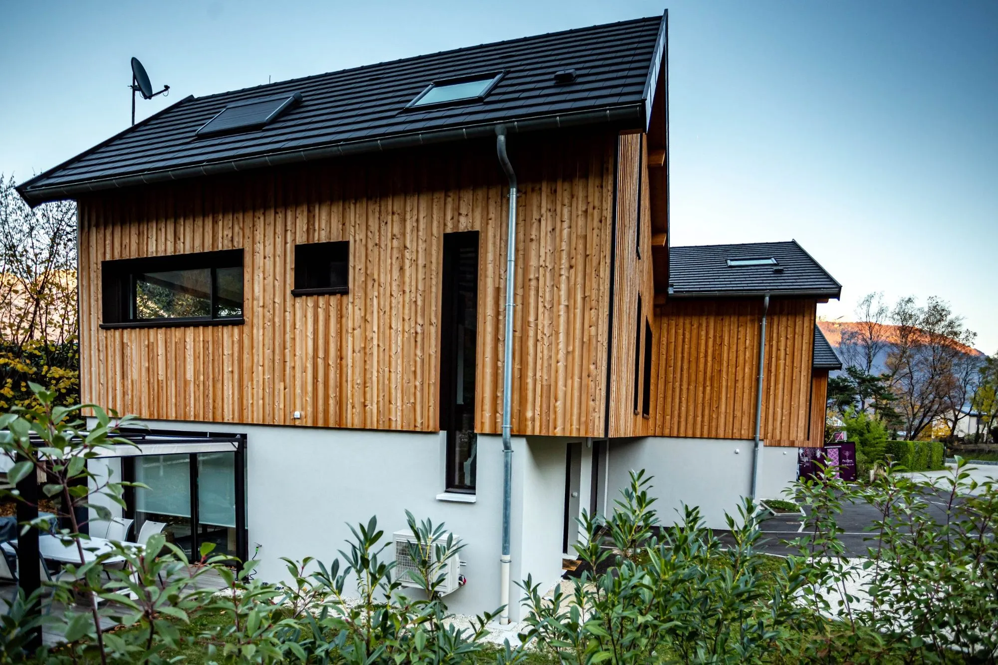 Maisons à Lathuile, vue 7 — 1+1 = 3