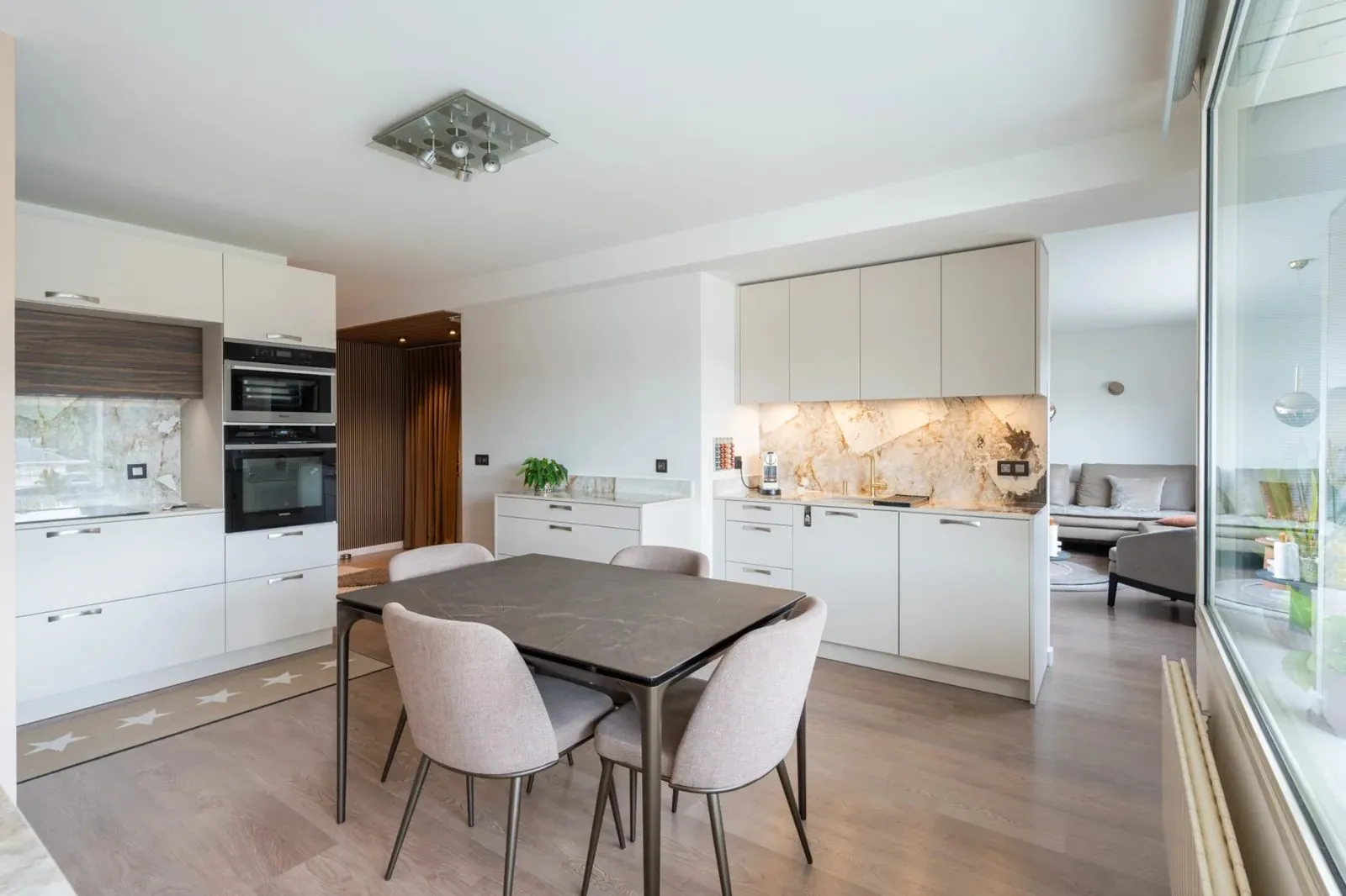 Rénovation d'appartement, vue 4 — Juste en face